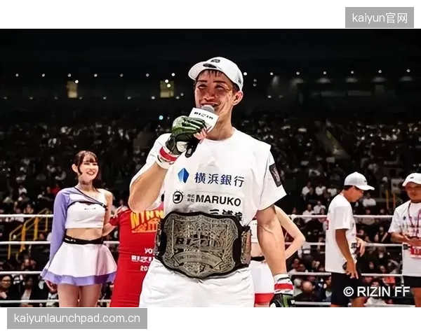 前RIZIN冠军井上直树在PFL赛场艰难取胜，凭借此役获得7月重夺金腰带的挑战资格。
